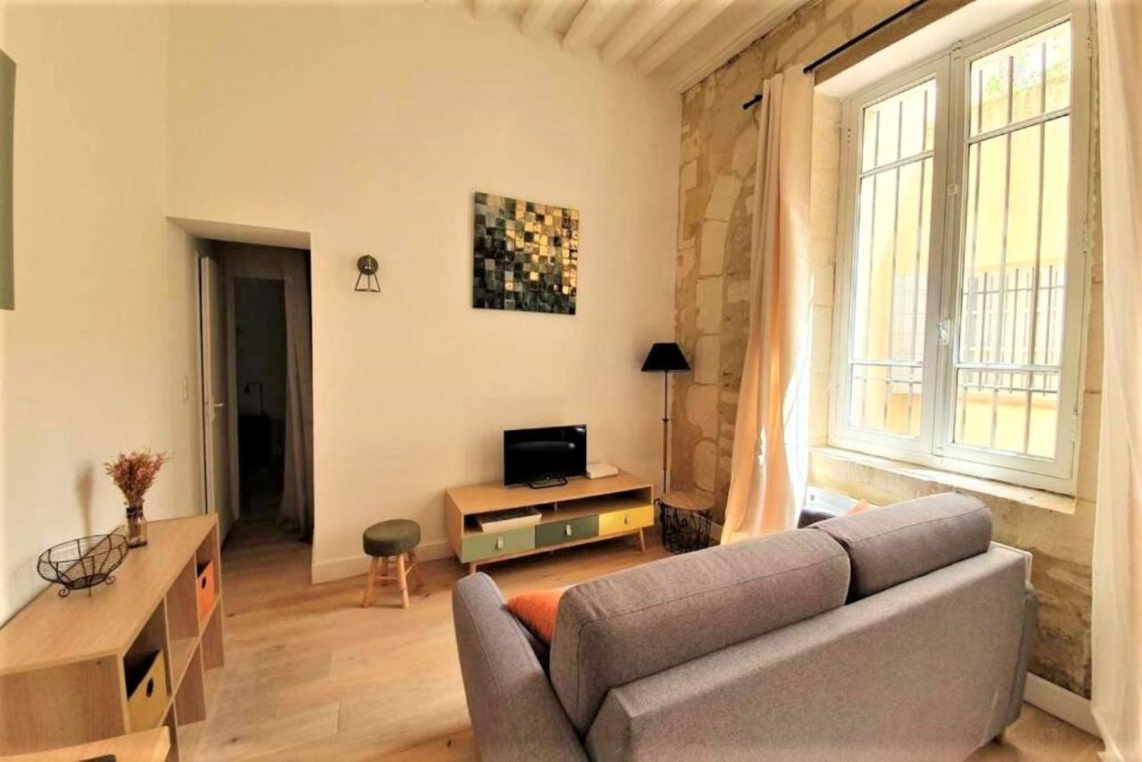 A Deux Pas De La Place Du Forum Apartment